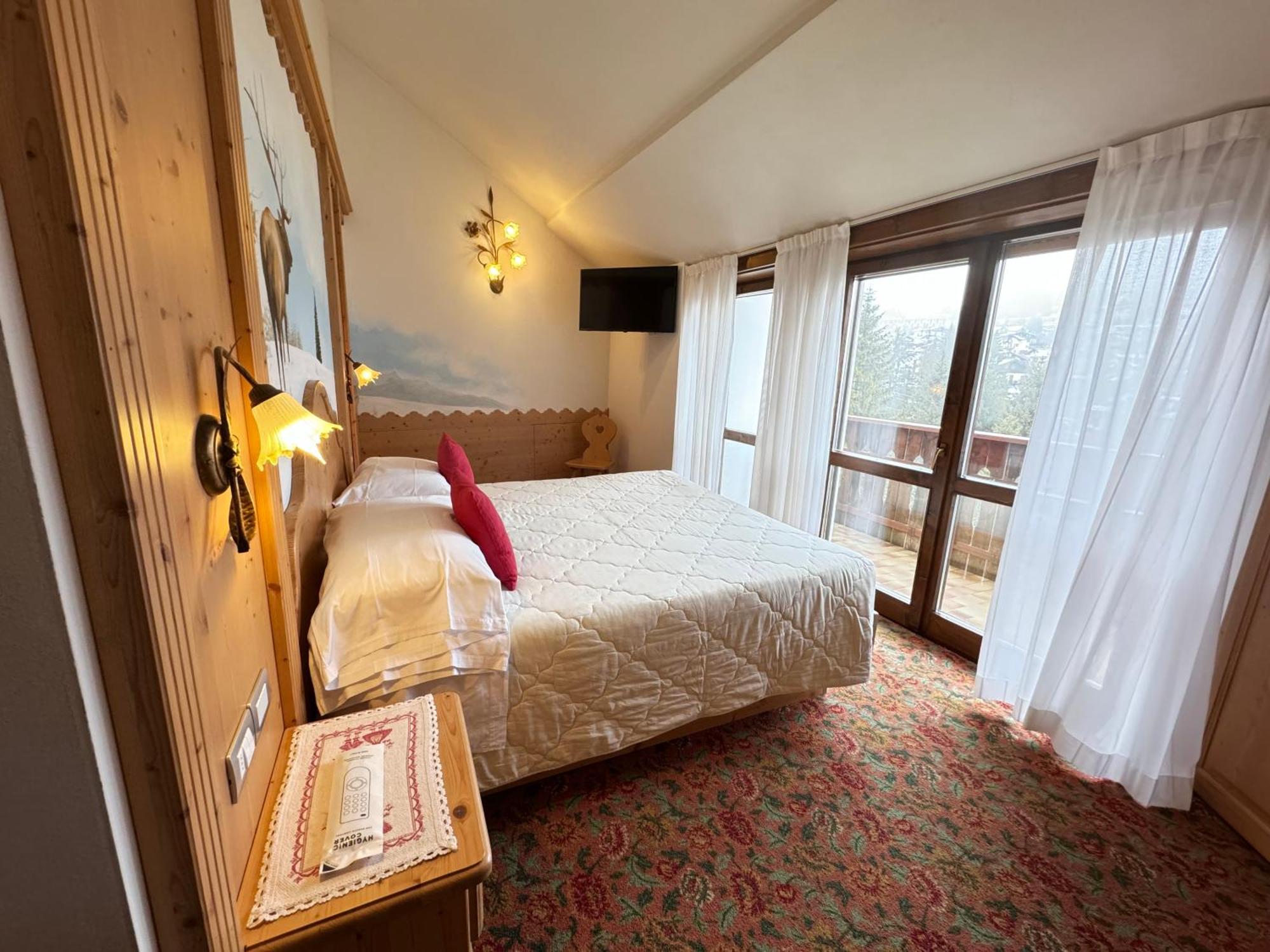 Europa Hotel 3*
